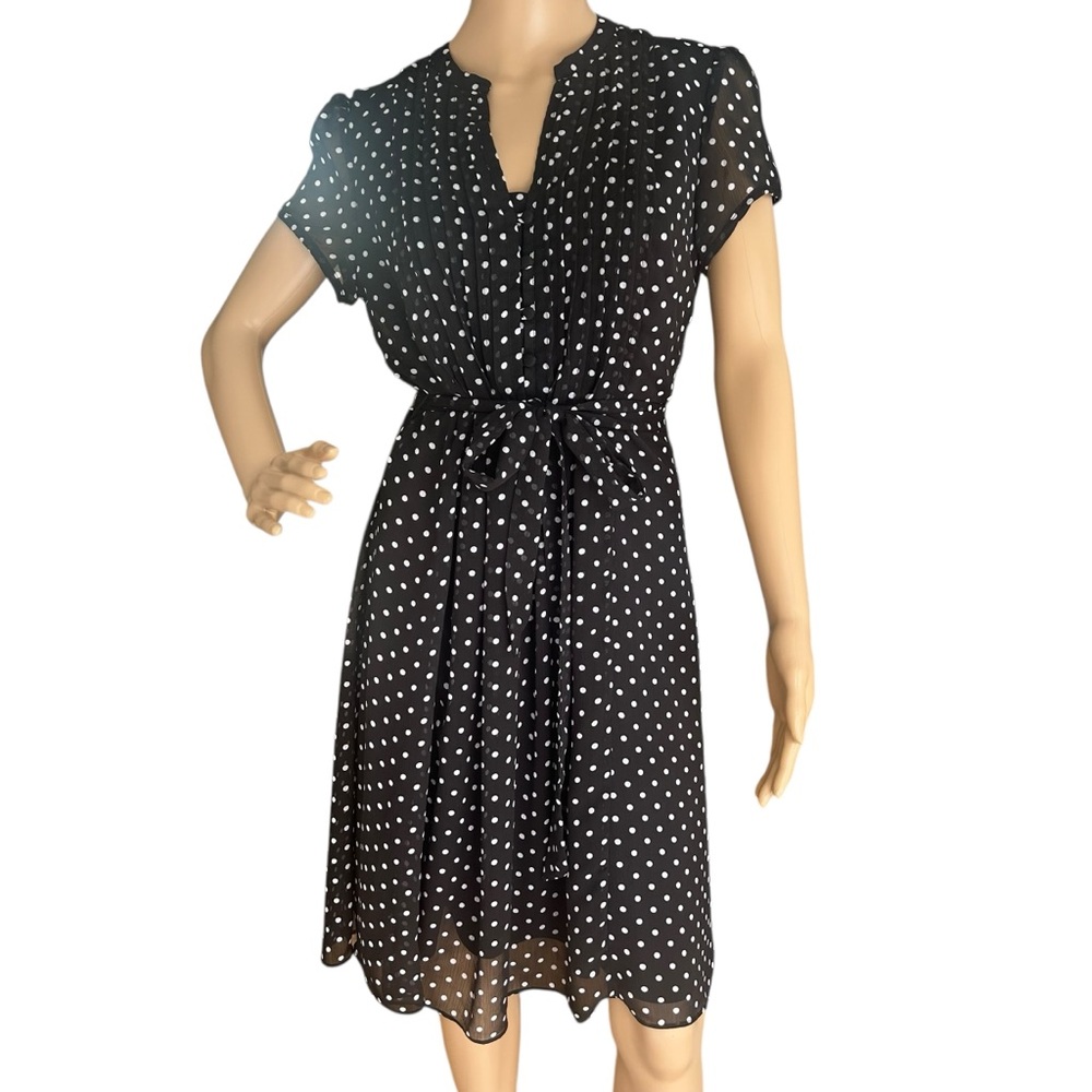 JBS Black White Polka Dot Chiffon Dress Sz 8 Pleated Button Front Tie Waist